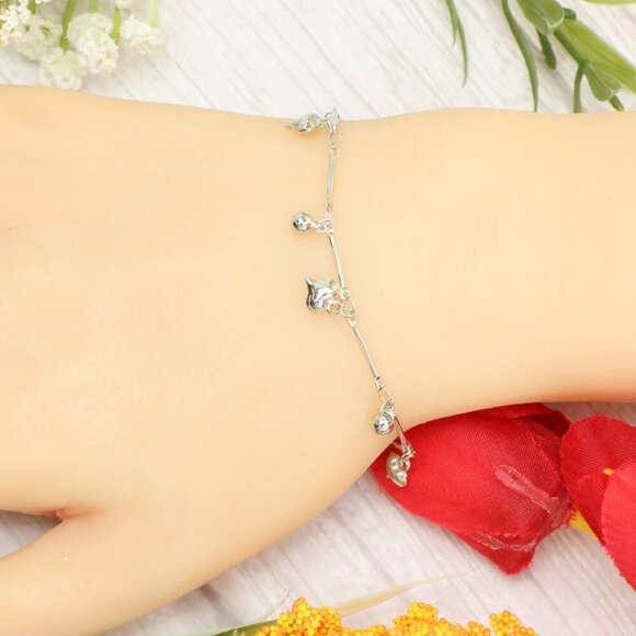 "Trendy Handmade Bracelet – A Thoughtful Gift for Girls & Women | UNVRC1128 - Picture 3 of 10